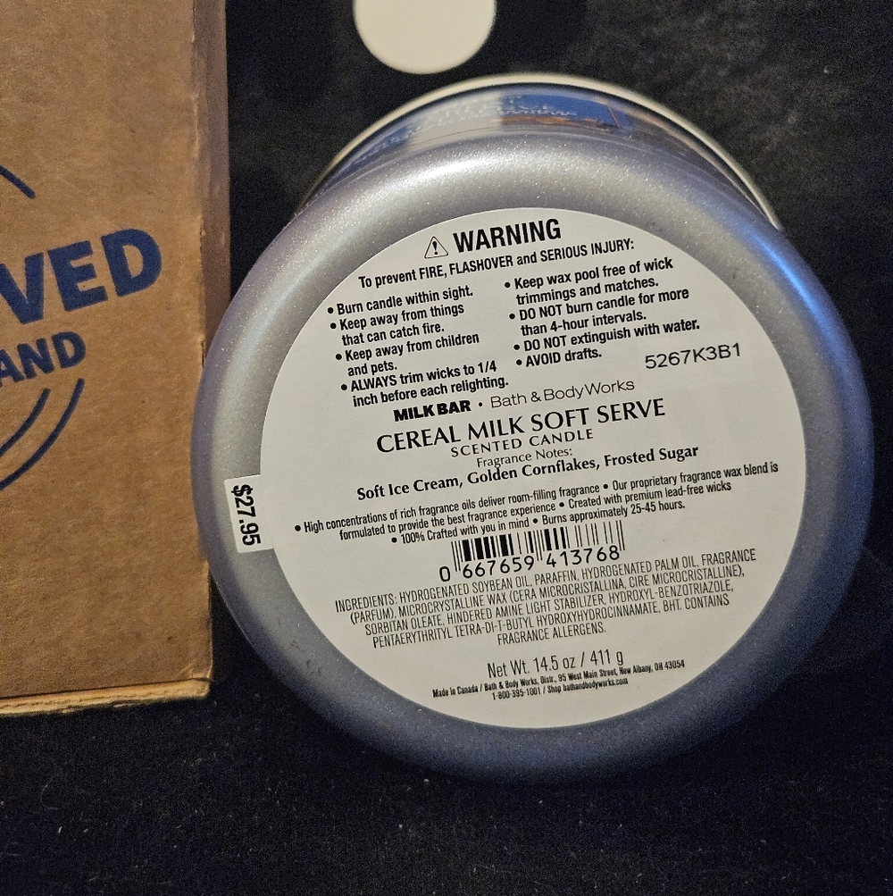 NWT Bath & Body Works Cereal Milk Soft Serve 3-wick Candle - Blue and White - Picture 4 of 4